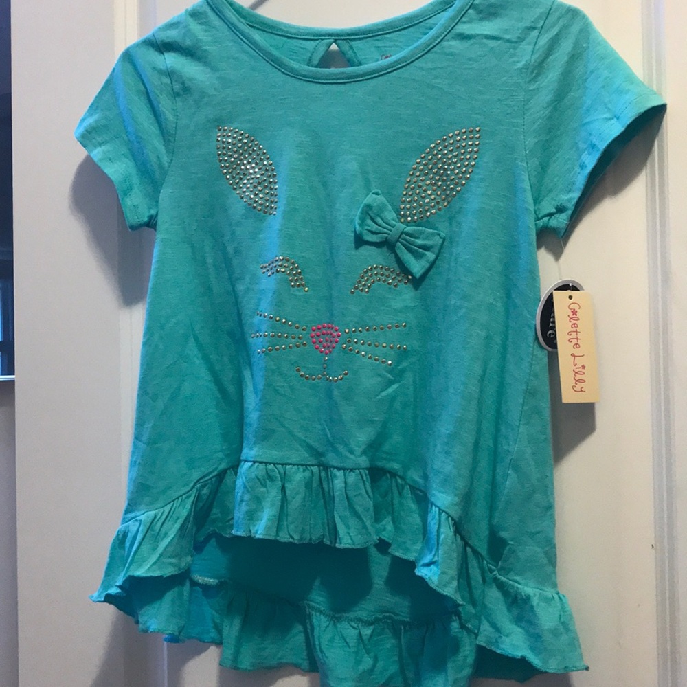 Cute blue top